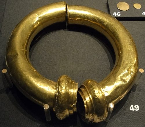 A tubular sheet-gold torc from Snettisham. British Museum.