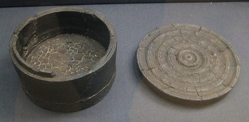 The small shale box and lid found with the treasure, British Museum.