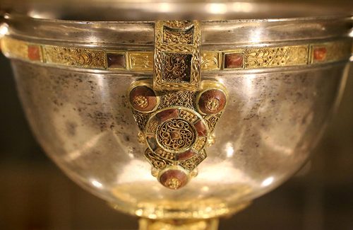 Handle escutcheon and filigree band on the Derrynaflan Chalice. National Museum of Ireland.
