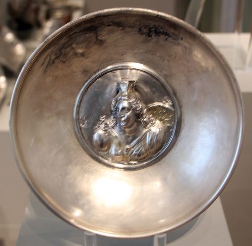 Emblem bowl with a bust of Cybele, Altes Museum, Berlin.
