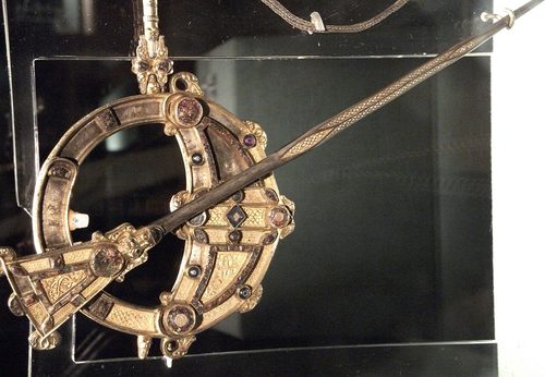 The Tara Brooch, an Irish pseudo-penannular brooch of about 700, with its long pin and filigree panels. National Museum of Ireland, Dublin.